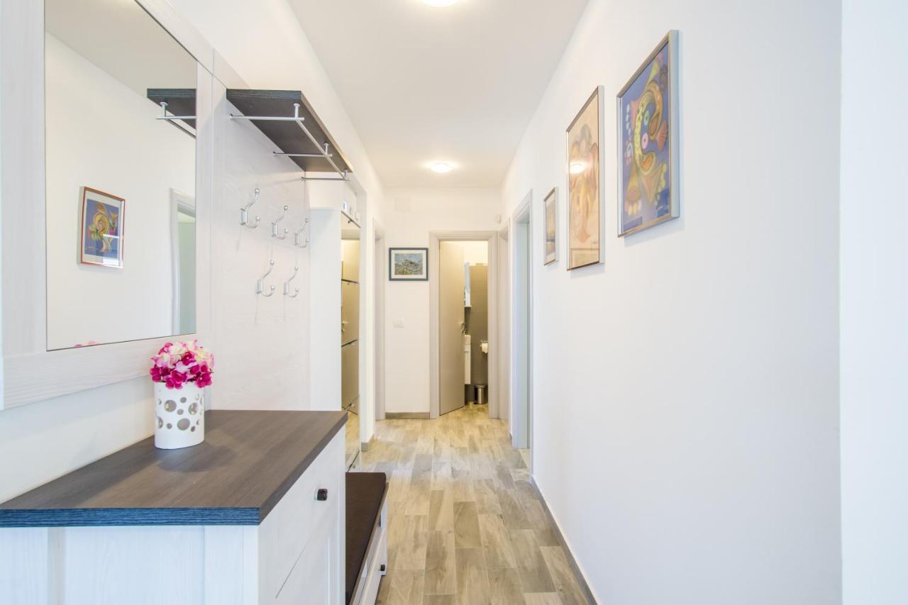 Casa Matea - 90 M From The Sea, New Private Swimming Pool Apartment พูลา ภายนอก รูปภาพ